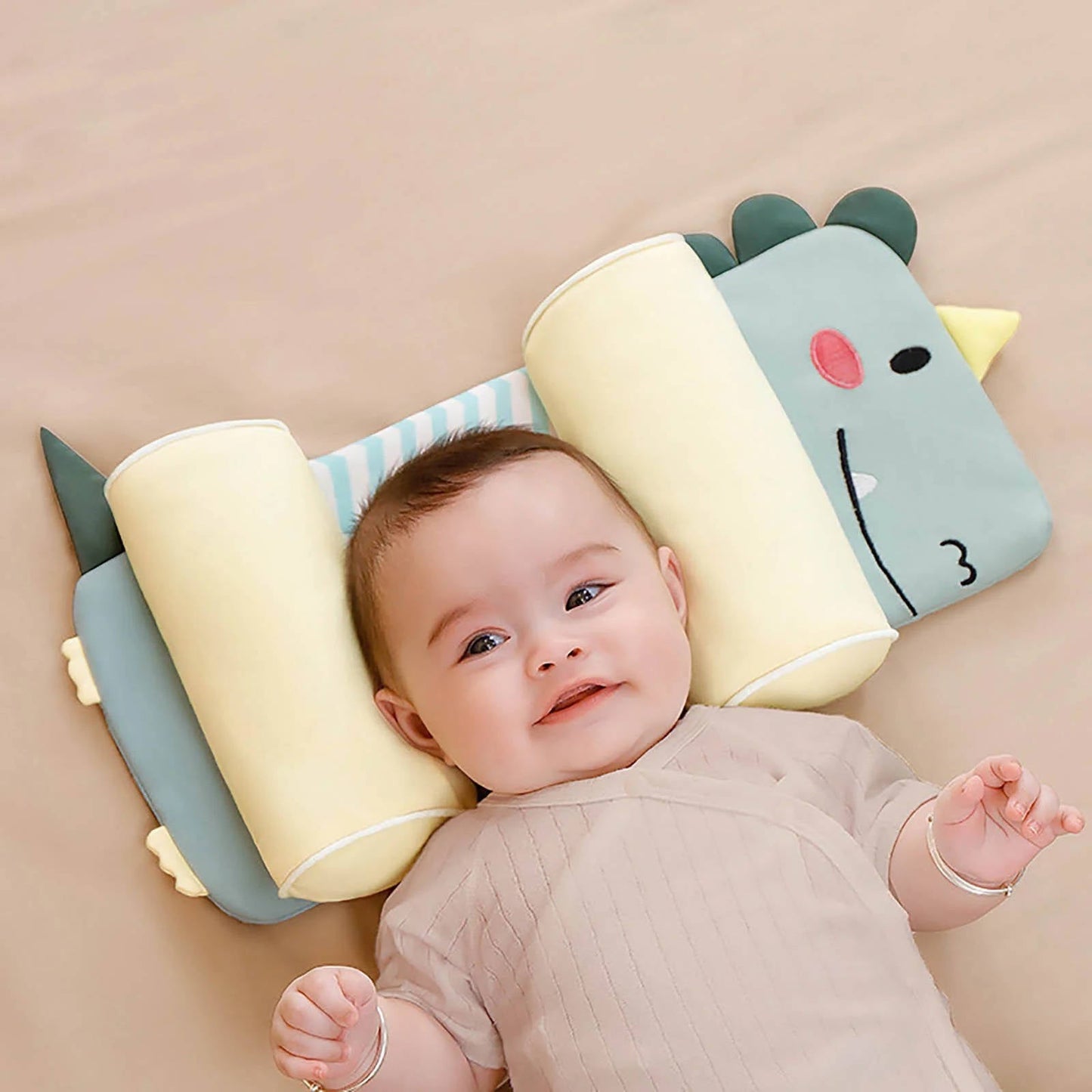 Cozy Adjustable Head Support Pillow for Newborns